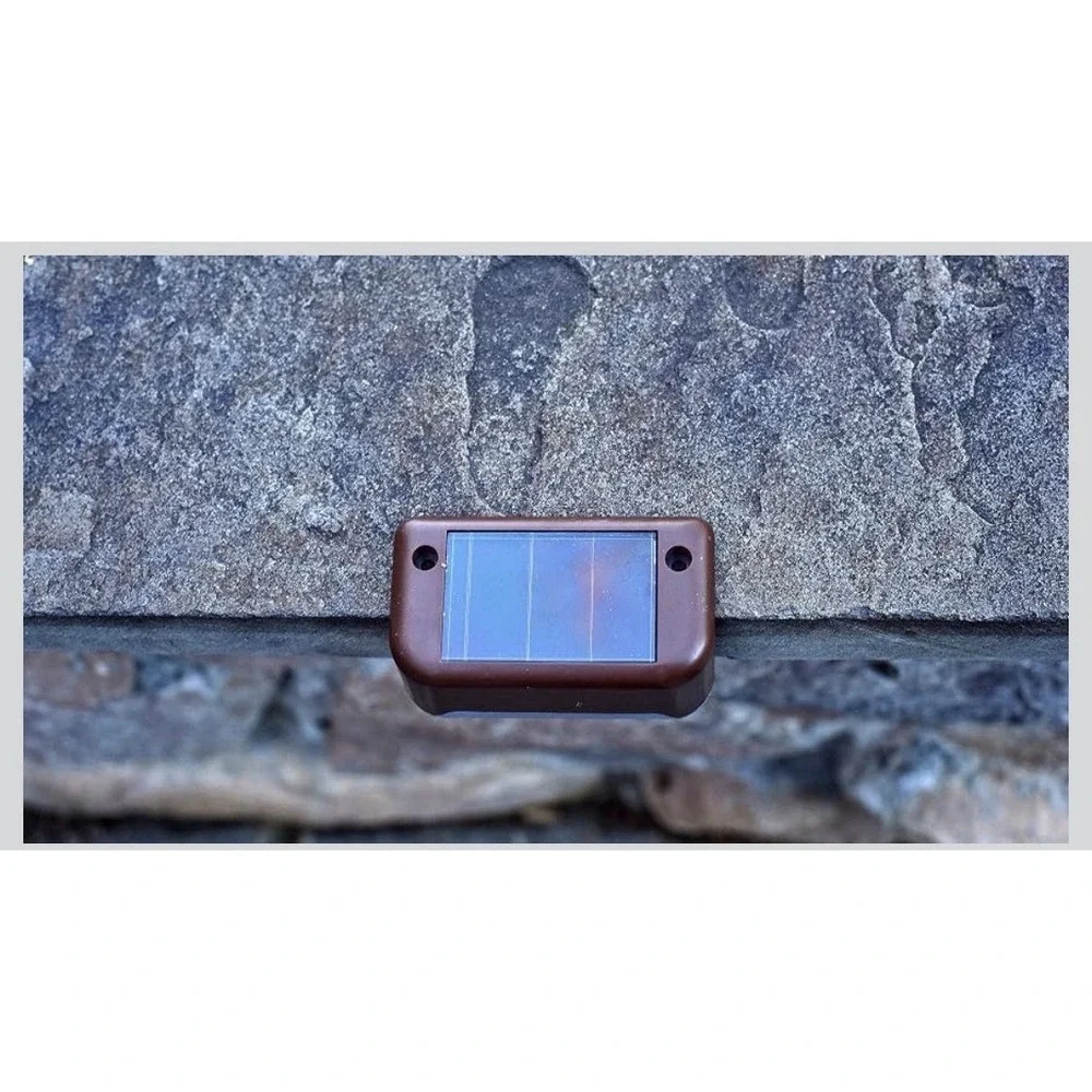 8N29/ Maxsa 47332 Solar-Powered LED Deck and Railing Lights, Auto On/Off